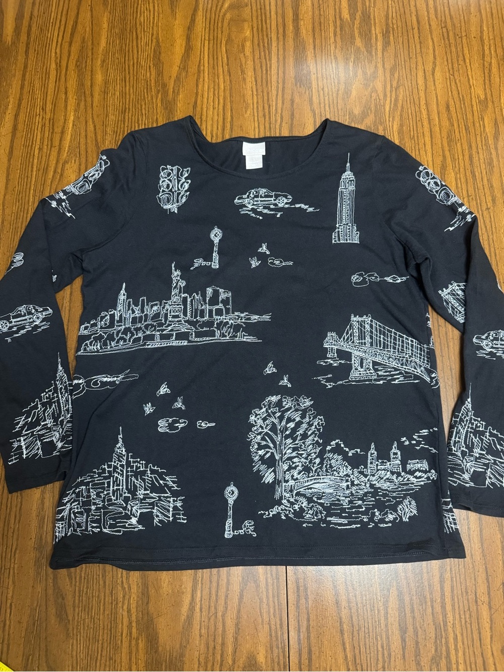 Chicos Size M black with white embroidered New York City skyline cityscape